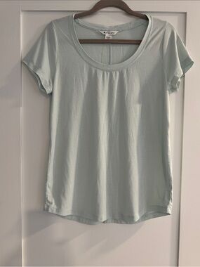 Athleta Essential Relaxed Fit Scoopneck Tee in Mint Green/Aqua | Size XSmall